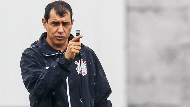Carille projeta clássico de domingo: 'Mais decisivo do que nunca'