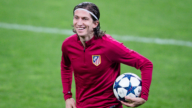 Filipe Luis voltou aos treinos no Atlético Filipe Luis voltou aos treinos no Atlético