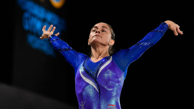 Oksana Chusovitina tem 42 anos e foi campeã no salto na Copa do Mundo da Alemanha