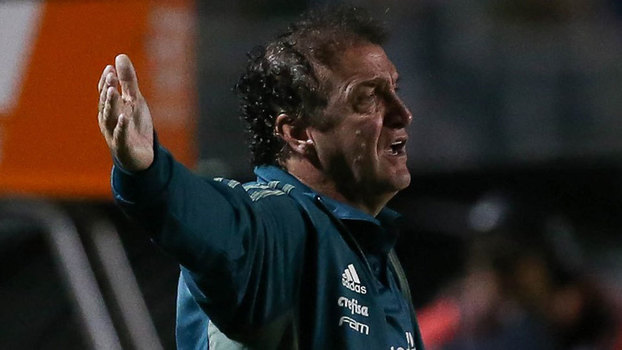 Técnico Cuca, do Palmeiras, durante a partida contra o Bahia no Pacaembu