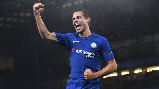 Azpilicueta comemora seu gol na vitória do Chelsea sobre o Qarabag Azpilicueta comemora seu gol na vitória do Chelsea sobre o Qarabag