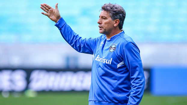Grêmio confirma três mudanças na lista da Libertadores Renato Gaúcho concedeu entrevista coletiva nesta terça-feira