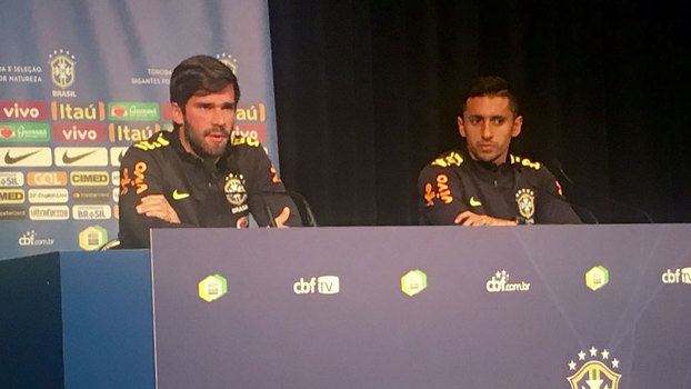Alisson e Marquinhos concederam entrevista coletiva nesta terça Alisson e Marquinhos concederam entrevista coletiva nesta terça