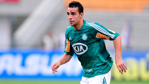 Atacante Caio pode desfalcar o Palmeiras contra o Libertad na quinta-feira Atacante Caio pode desfalcar o Palmeiras contra o Libertad na quinta-feira