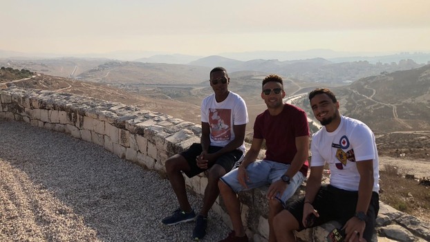 Marcelo, Marçal e Rafael, jogadores do Lyon, estiveram em Israel recentemente