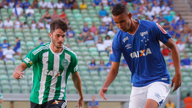 Coritiba e Cruzeiro ficaram no empate na final do Brasileiro sub-20 Coritiba e Cruzeiro ficaram no empate na final do Brasileiro sub-20