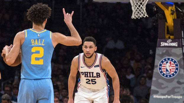 Simmons e Ball voltam a se enfrentar nesta quinta-feira Simmons e Ball voltam a se enfrentar nesta quinta-feira