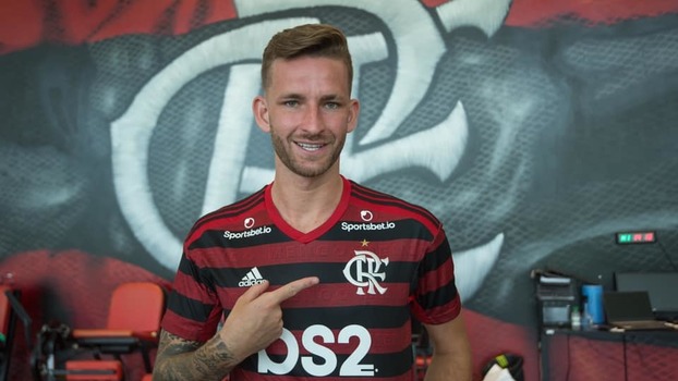 Léo Pereira é apresentado no Flamengo Léo Pereira é apresentado no Flamengo