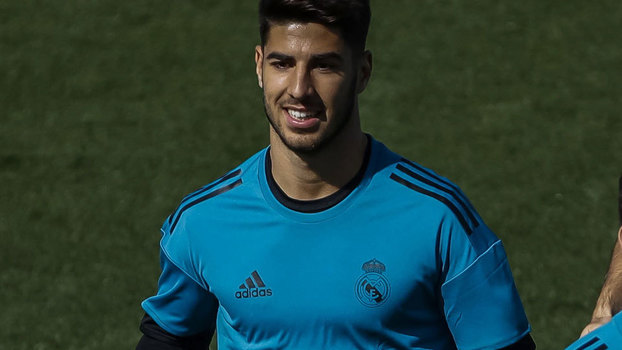 Marco Asensio durante treino do Real Madrid