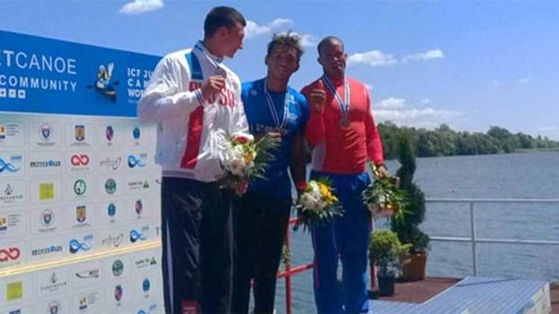 Isaquias Queiroz foi ouro em Mundial Júnior de canoagem na Romênia Isaquias Queiroz foi ouro em Mundial Júnior de canoagem na Romênia