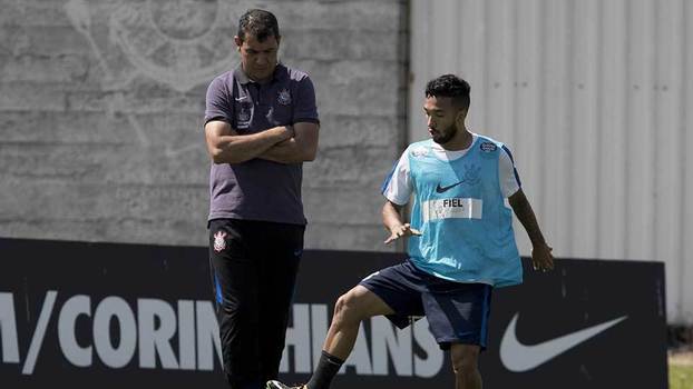 Camacho, Clayson e Corinthians ofensivo: como Carille aproveitou pausa em treinos