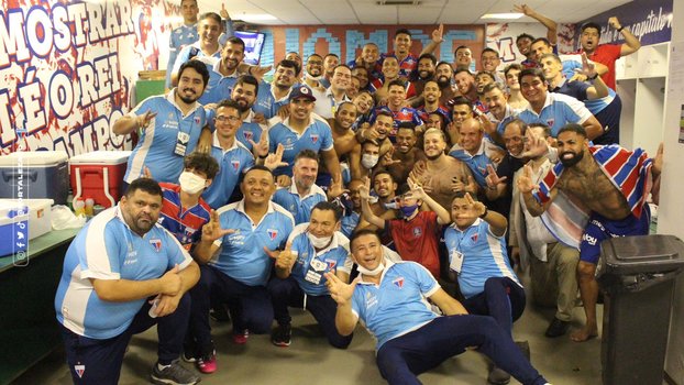 Felicidade no vestiário após classificação histórica na Copa do Brasil Felicidade no vestiário após classificação histórica na Copa do Brasil
