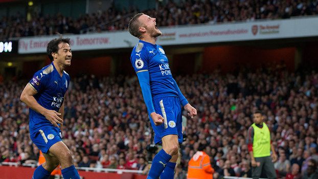 Vardy comemora gol do Leicester contra o Arsenal Vardy comemora gol do Leicester contra o Arsenal