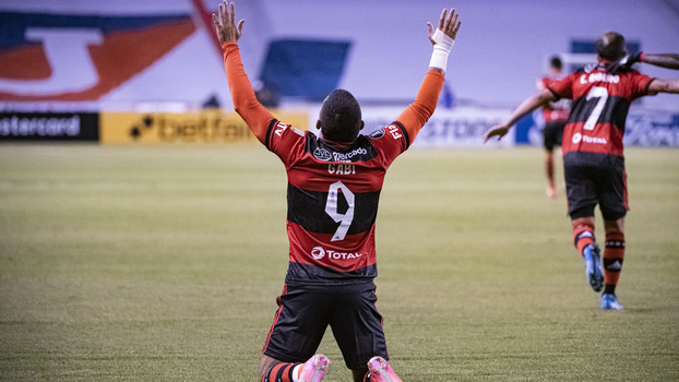 Gabigol, artiheiro da Libertadores com cinco gols Gabigol, artiheiro da Libertadores com cinco gols