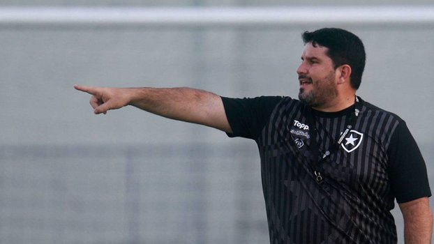 Eduardo Barroca tem trabalho pela frente e pode melhorar ainda mais o Botafogo Eduardo Barroca tem trabalho pela frente e pode melhorar ainda mais o Botafogo