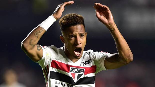 Tche Tche vive grande momento com a camisa do Tricolor Tche Tche vive grande momento com a camisa do Tricolor