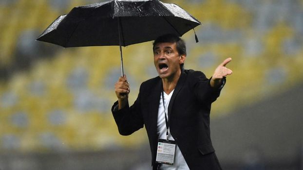 Fabián Bustos, novo técnico do Santos Fabián Bustos, novo técnico do Santos