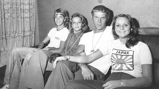 Wlamir com a família e a esposa Cecília, em 1975 Wlamir com a família e a esposa Cecília, em 1975