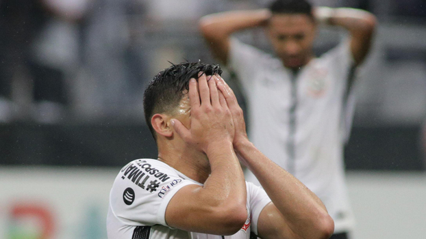 Corinthians perdeu a segunda maior invencibilidade de sua história Corinthians perdeu a segunda maior invencibilidade de sua história
