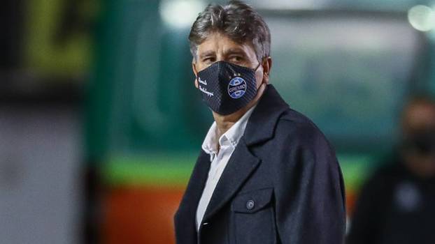 Renato Gaúcho comemorou muito a vitória Grêmio Renato Gaúcho comemorou muito a vitória Grêmio