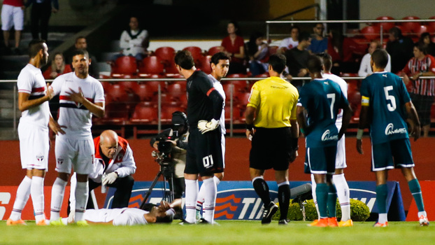 Dr. Sanches, médico do São Paulo, está há mais de 3 décadas no clube do Morumbu Dr. Sanches, médico do São Paulo, está há mais de 3 décadas no clube do Morumbu