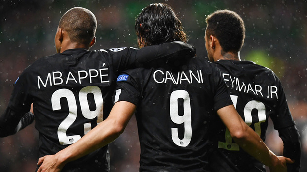 Mbappé, Cavani e Neymar durante vitória contra o Celtic na Champions Mbappé, Cavani e Neymar durante vitória contra o Celtic na Champions