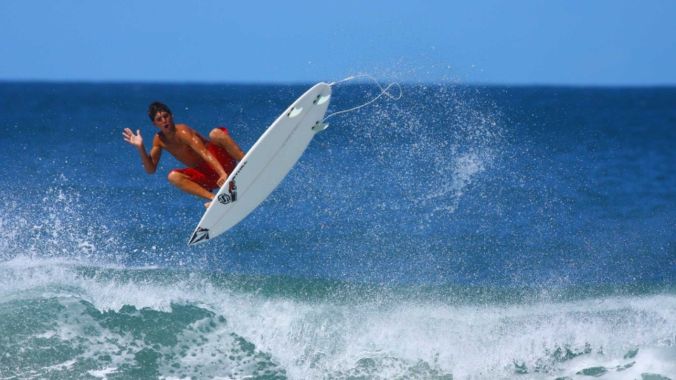 A primeira empresa a acreditar no taleto de Gabriel foi a Volcom, ainda em 2008.