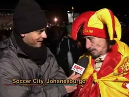 VÍDEO: Torcedor espanhol que vive na África do Sul celebra título inédito Aos 62 anos, seu Manoel nasceu em Madri e vive na África do Sul; festa para o campeão
