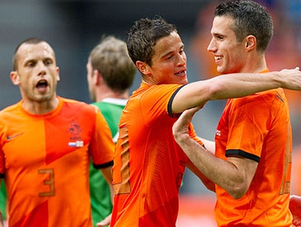 VÍDEO: Com primeiro tempo arrasador, Holanda atropela Irlanda do Norte em último teste Clique no player e veja a goleada da Holanda