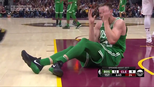Veja a imagem da lesão assustadora de Gordon Hayward contra os Cavaliers Veja a imagem da lesão assustadora de Gordon Hayward contra os Cavaliers