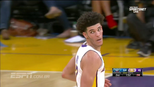 Larry Nance Jr conecta ponte aérea perfeita de Lonzo Ball Larry Nance Jr conecta ponte aérea perfeita de Lonzo Ball