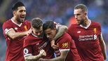 Com 1º gol de Coutinho após polêmica, Liverpool se vinga e vence Leicester Com 1º gol de Coutinho após polêmica, Liverpool se vinga e vence Leicester