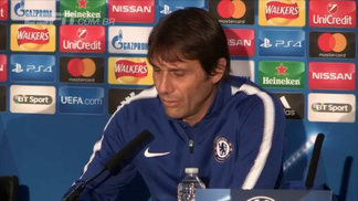 Técnico do Chelsea prega positividade em confronto com o Barcelona 5442996_WEB CHELSEACONTEIRRITADO 051217