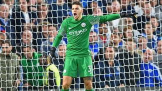 Como Guardiola faz Tite quebrar a cabeça no time titular da seleção para a Copa Ederson, Manchester City, 2017