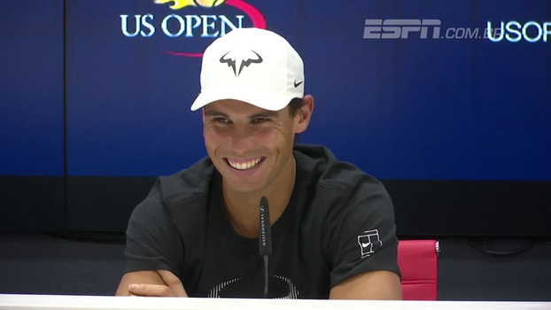 Repórter faz pergunta inusitada sobre Federer, e Nadal se diverte: 'Não quero passar a impressão de que quero ser namorado dele' Repórter faz pergunta inusitada sobre Federer, e Nadal se diverte: 'Não quero passar a impressão de que quero ser namorado dele'