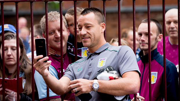 John Terry: 'A minha ambição ao vir para o Aston Villa é o acesso à Premier League' John Terry: 'A minha ambição ao vir para o Aston Villa é o acesso à Premier League'