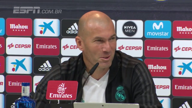 Zidane crava Cristiano como melhor da história e brinca: 'Eu também fiz uma boa carreira' Zidane crava Cristiano como melhor da história e brinca: 'Eu também fiz uma boa carreira'