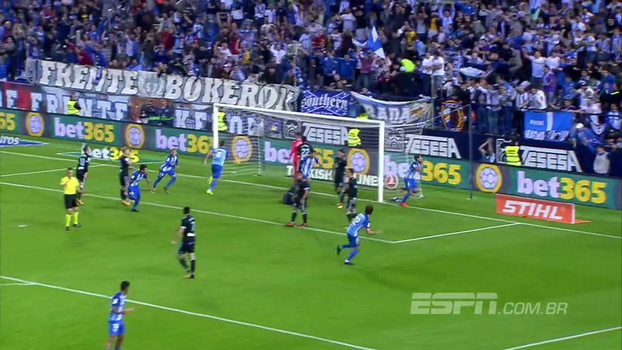 Málaga vence o Celta de Vigo, consegue sua primeira vitória em 10 rodadas e sai da lanterna; veja os gols Málaga vence o Celta de Vigo, consegue sua primeira vitória em 10 rodadas e sai da lanterna; veja os gols