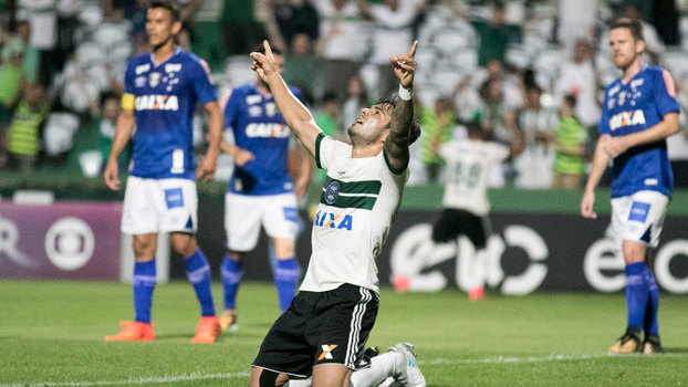 Ficha técnica: as notas do Prêmio ESPN Bola de Prata Sportingbet para os jogos da 29ª rodada do Brasileirão Assista ao gol de Coritiba 1 x 0 Cruzeiro