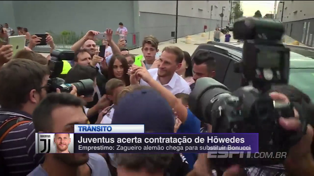 Zagueiro ex-Schalke e campeão do mundo em 2014 acerta com a Juventus; veja a chegada a Turim Zagueiro ex-Schalke e campeão do mundo em 2014 acerta com a Juventus; veja a chegada a Turim