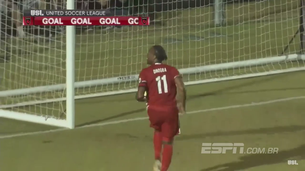 Drogba faz fila e anota golaço na segunda divisão dos Estados Unidos Drogba faz fila e anota golaço na segunda divisão dos Estados Unidos