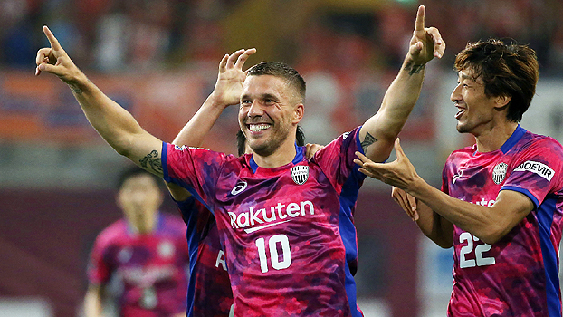Podolski faz dois gols e estreia com vitória no Japonês Assista aos gols da vitória do Vissel Kobe sobre o Omiya Ardija por 3 a 1