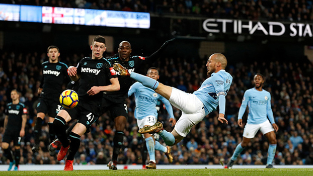 Premier League: Melhores momentos de Manchester City 2 x 1 West Ham Veja os melhores momentos da vitória do Manchester City sobre o West Ham por 2 a 1 pela Premier League