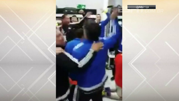 Veja a festa dos jogadores do Paraguai após vitória contra o Chile pelas eliminatórias Veja a festa dos jogadores do Paraguai após vitória contra o Chile pelas eliminatórias