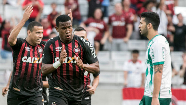 Resultado de imagem para atletico pr 3 0 palmeiras 2017