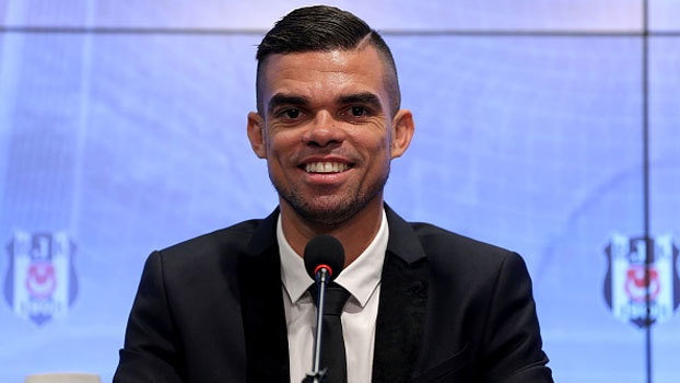 Apresentado, Pepe explica escolha pelo Besiktas e elogia torcedores do clube turco Apresentado, Pepe explica escolha pelo Besiktas e elogia torcedores do clube turco