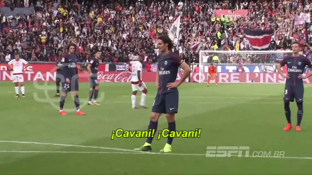 Neymar ou Cavani? Parte da torcida do PSG pediu para uruguaio bater pênalti contra o Bordeaux Neymar ou Cavani? Parte da torcida do PSG pediu para uruguaio bater pênalti contra o Bordeaux