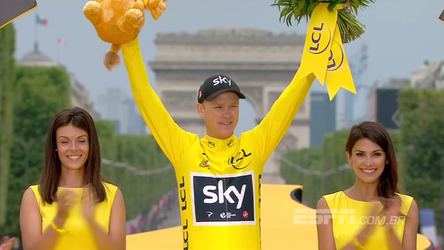 Com direito a champanhe, Froome comemora tetra do Tour de France; Groenewegen vence última etapa Com direito a champanhe, Froome comemora tetra do Tour de France; Groenewegen vence última etapa