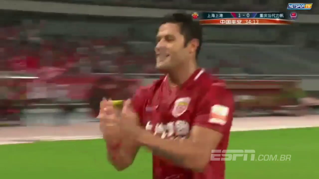 Hulk marca de pênalti em vitória do Shanghai SIPG no Campeonato Chinês Hulk marca de pênalti em vitória do Shanghai SIPG no Campeonato Chinês