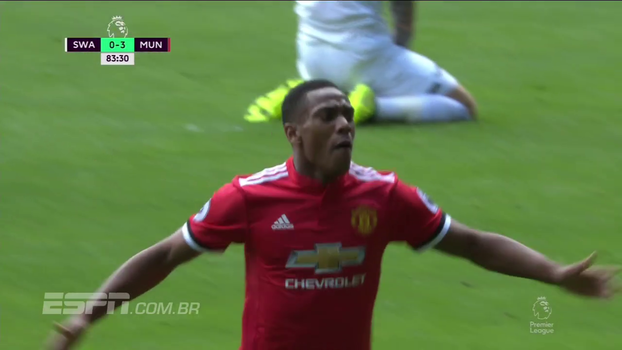 Tempo real: GOL DO UNITED! No contra-ataque, Martial coloca a bola no canto do gol de Fabiansky Tempo real: GOL DO UNITED! No contra-ataque, Martial coloca a bola no canto do gol de Fabiansky
